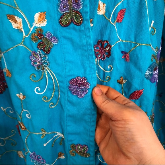 Vintage Granny Core  bright blue floral embroidered beaded shaket size medium - Picture 12 of 13